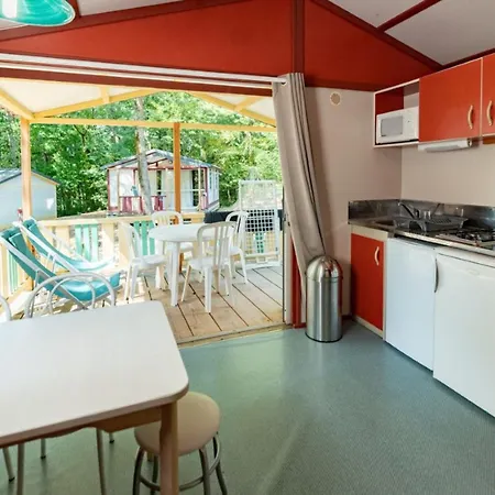 Confortable Avec Terrasse Pour 6 Personnes - Api-1-52-192 Beaumont-du-Périgord