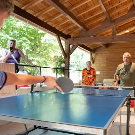 Confortable Avec Terrasse Pour 6 Personnes - Api-1-52-192 *
