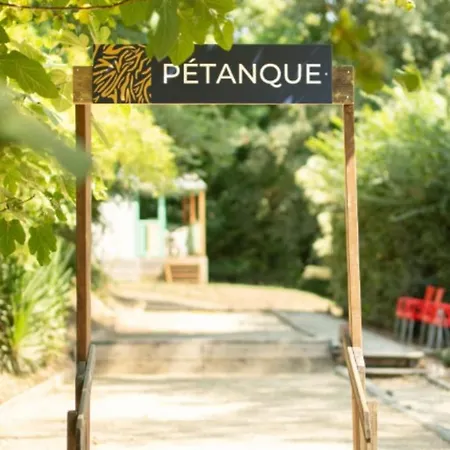 Confortable Avec Terrasse Pour 6 Personnes - Api-1-52-192 Kemp Beaumont-du-Périgord